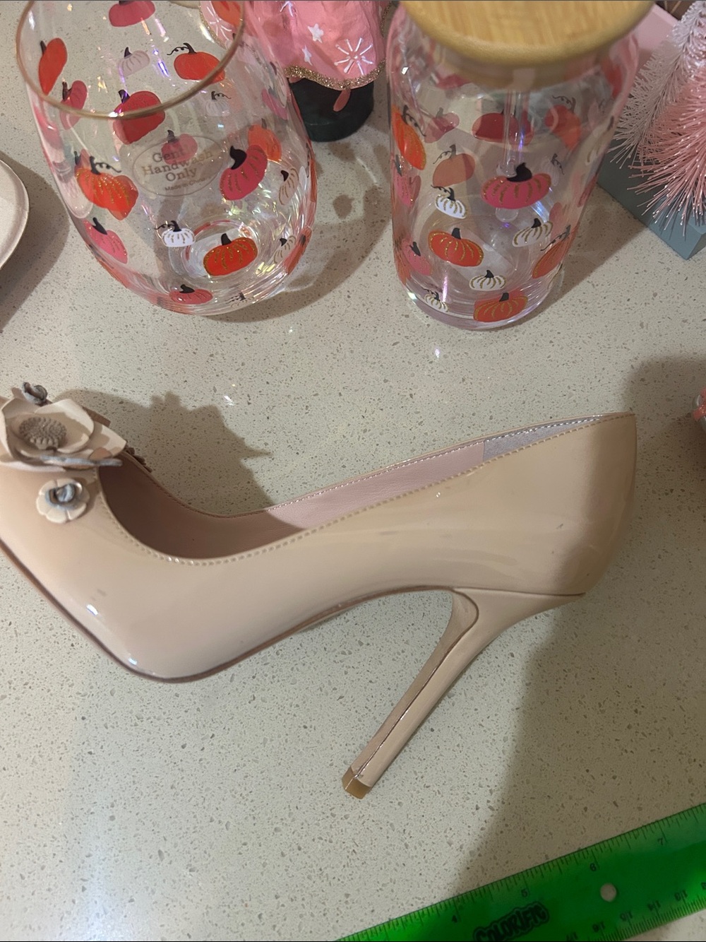 kate spade patent nude floral applique pointed-toe pumps - Picture 4 of 4